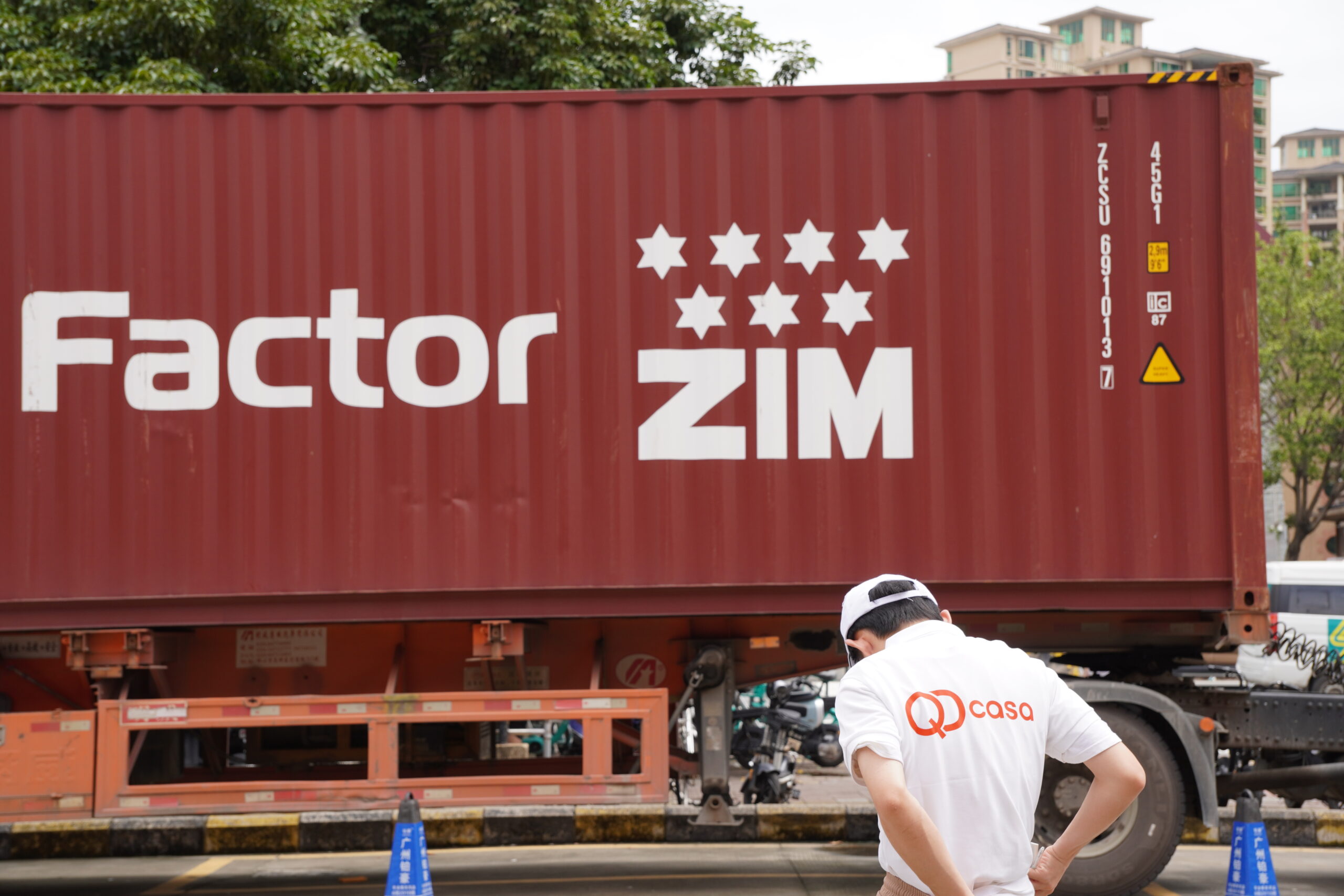 Read more about the article Crossing distances and delivering safely: logistics solutions for furniture procurement in China